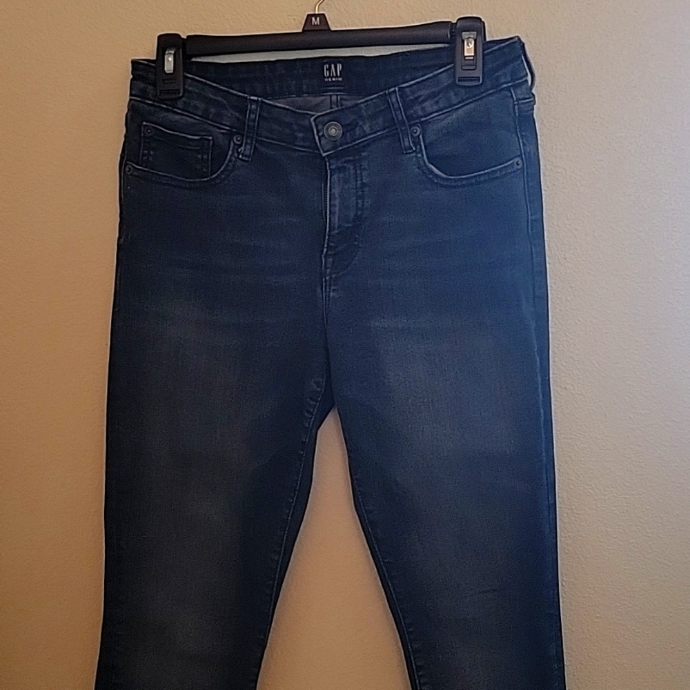 GAP skinny leg/jeggings